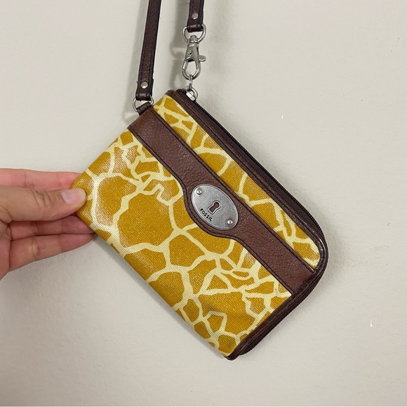 Fossil Yellow Giraffe Wristlet Keyper Wallet Vintage - Picture 5 of 5